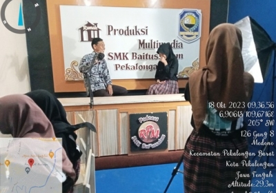 Pembelajaran siswa kelas XI pengambilan video podcast & Proses Editing Video 