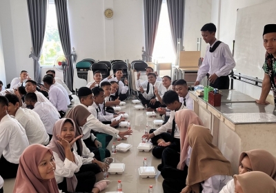 Makan Siang bareng 