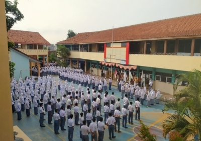 Upacara Serah Terima Jabatan Organisasi OSIS, PMR Dan Rohis SMK Baitussalam Peri