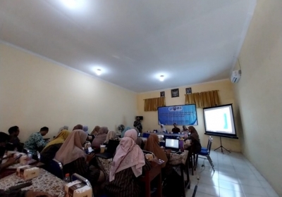 Workshop Bersama Komite Sekolah Dalam Pengembangan Kerja sama dengan dunia kerja