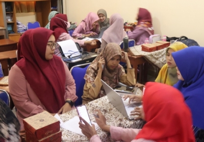 Pembentukan dan optimalisasi komunitas belajar