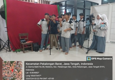 Praktisi Dunia Kerja Mengajar Di SMK Bersama WPiTv