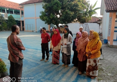 Briefing Pagi Dari Pak Mudhofar