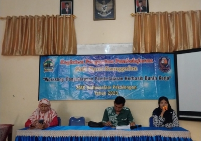 Workshop Penyelarasan Pembelajaran Berbasis Dunia Kerja 