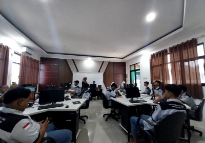 Praktisi Dunia Kerja Mengajar Di SMK Bersama WPiTv