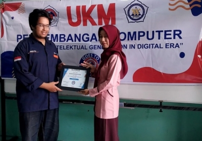 Pemgembangan Komputer STMIK