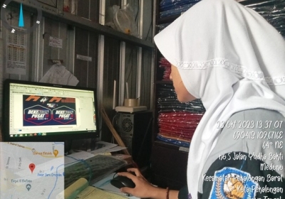 Pembelajaran magang siswa di FS Kaos